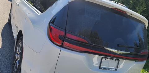 Chrysler Pacifica 2023