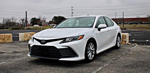 Toyota Camry 2021