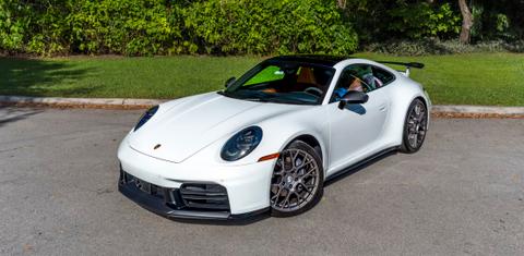 Porsche 911 2025