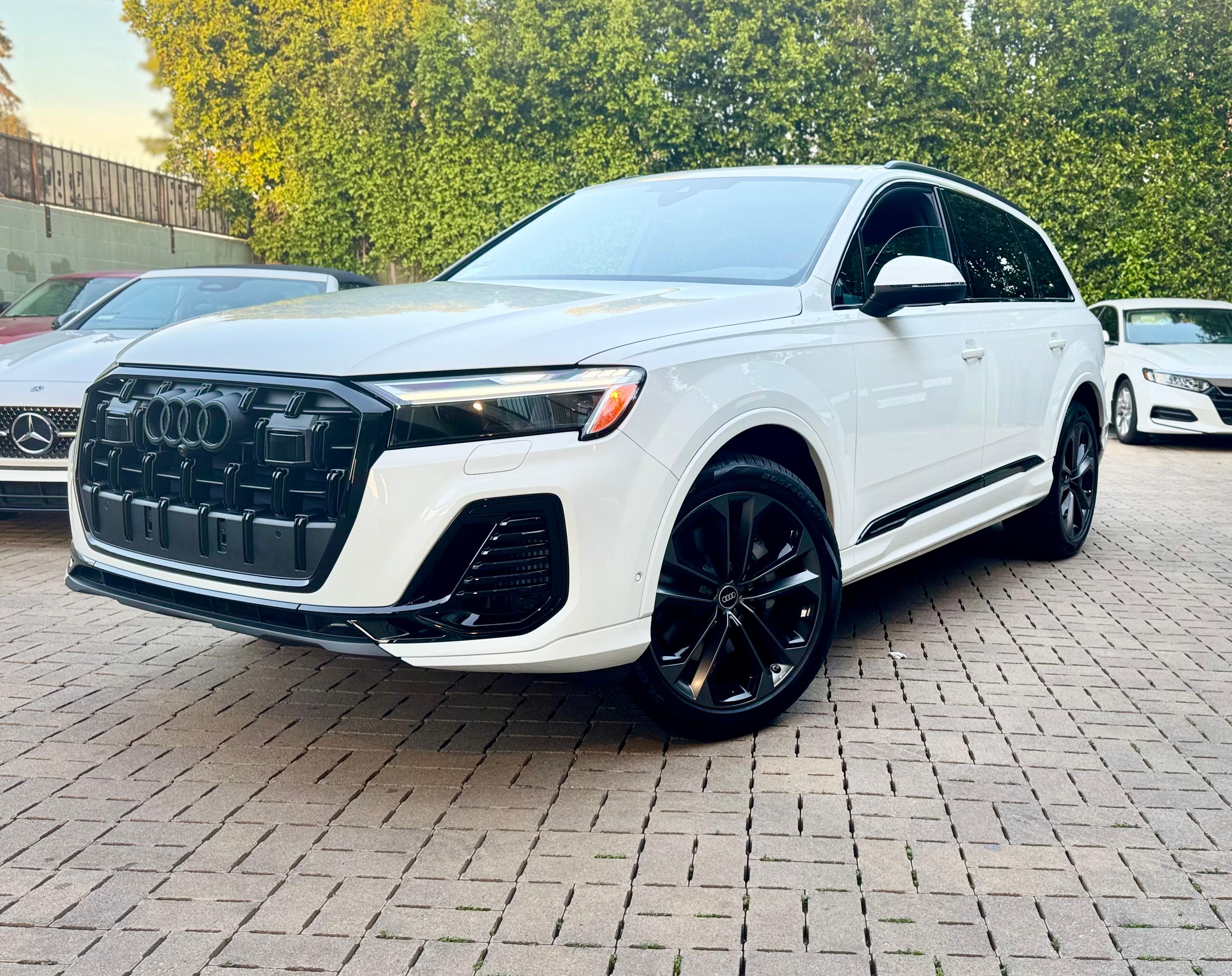Audi Q7 2025 in Los Angeles, CA