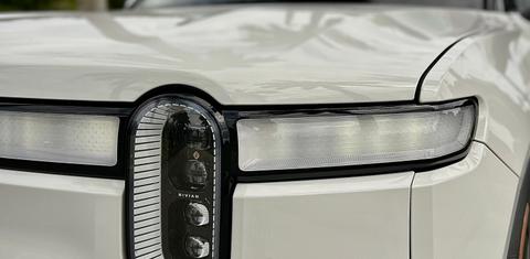 Rivian R1S 2024