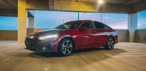 Hyundai Elantra Hybrid 2023