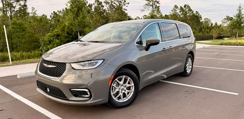 Chrysler Pacifica 2023