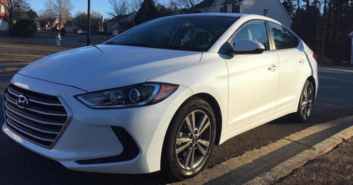 Hyundai Elantra 2017 rental in Lawrenceville, GA by Luisa R. Turo