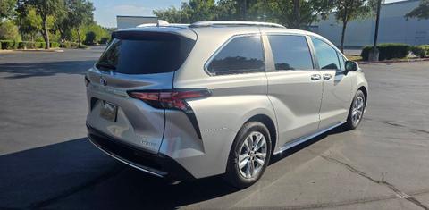 Toyota Sienna 2025