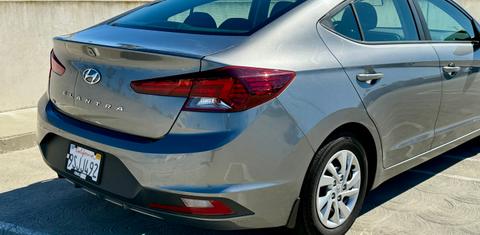 Hyundai Elantra 2019