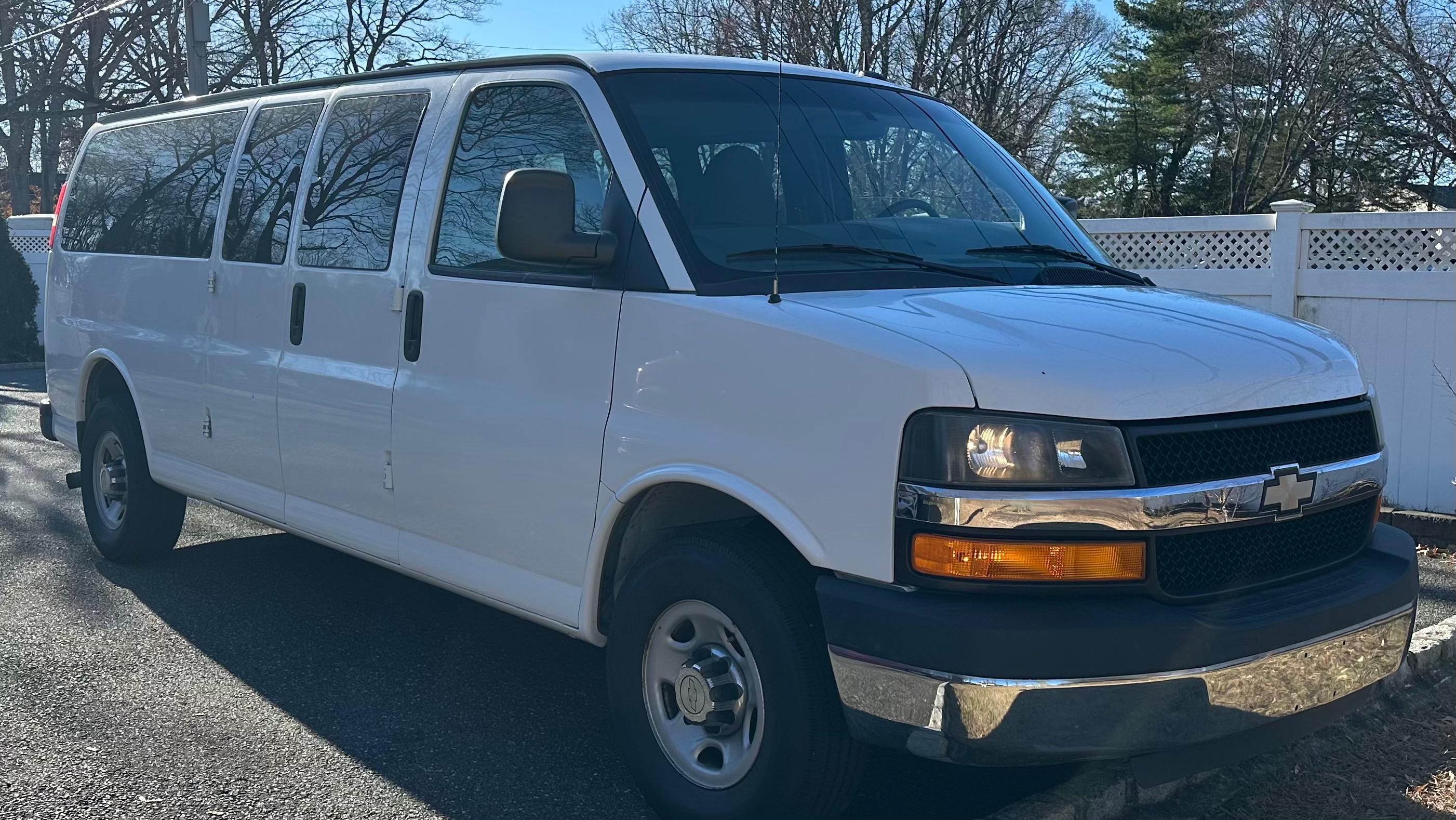 Chevrolet Express 2014 in Huntington, NY