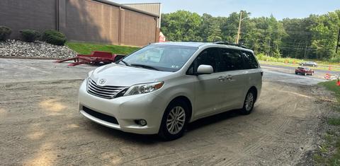 Toyota Sienna 2017