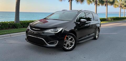 Chrysler Pacifica 2017