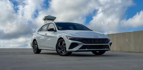 Hyundai Elantra 2025