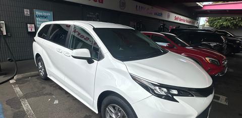 Toyota Sienna 2024