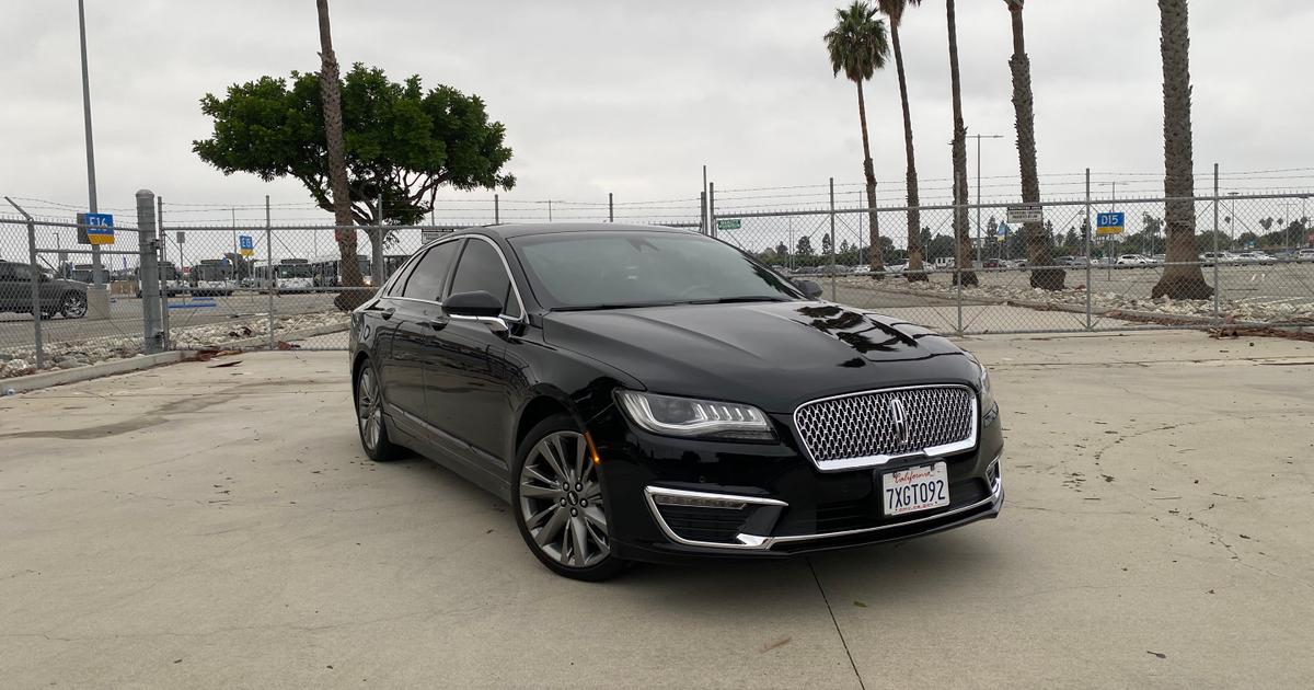 Lincoln MKZ 2017 rental in Los Angeles, CA by Myo W. Turo