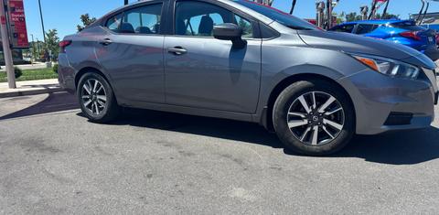Nissan Versa 2021