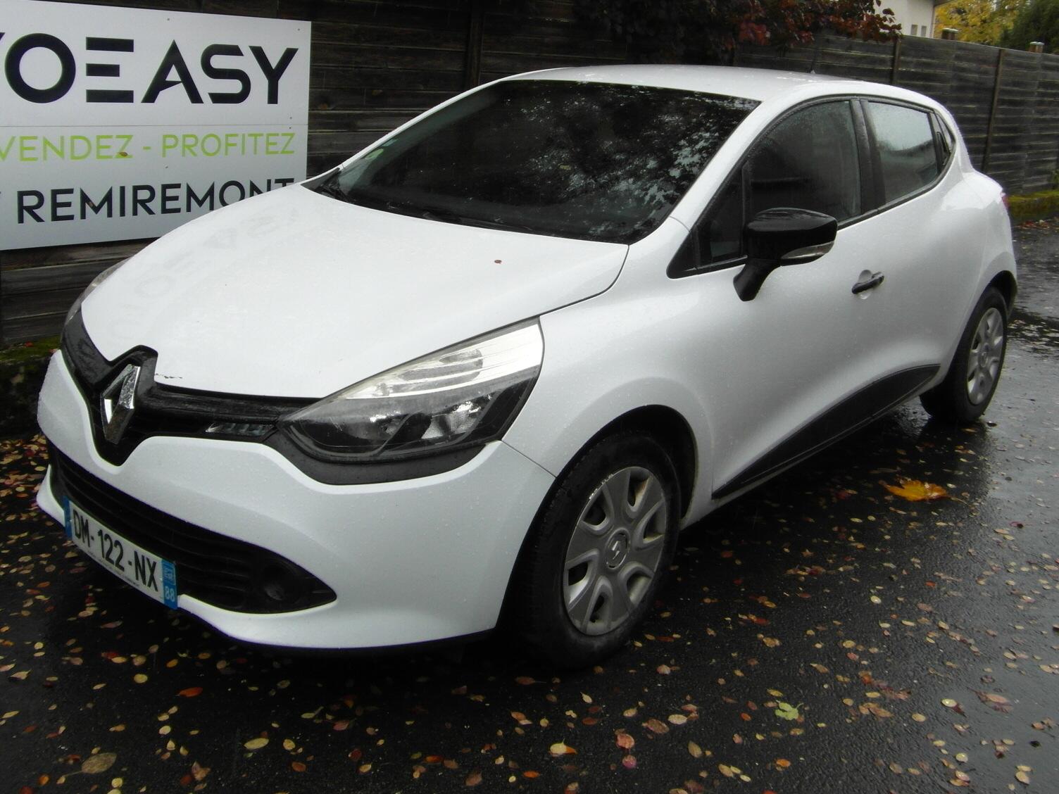 Renault CLIO IV SOCIETE 2014 à Remiremont
