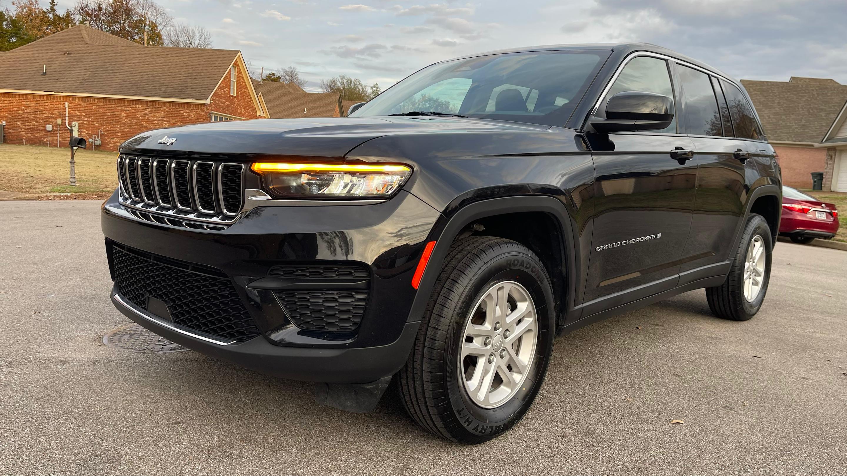 Jeep Grand Cherokee 2023 in Memphis, TN