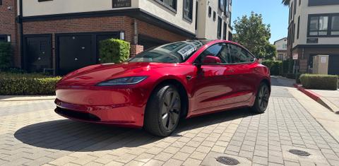 Tesla Model 3 2024