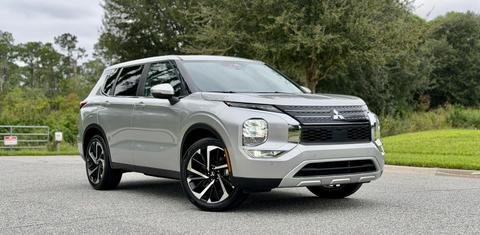 Mitsubishi Outlander 2024