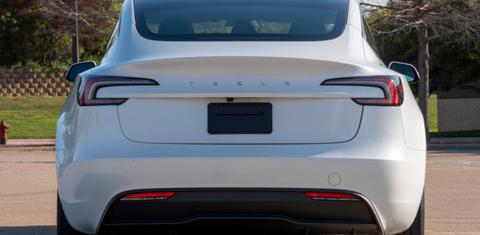Tesla Model 3 2024