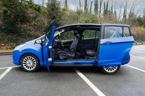 Ford B-MAX 2013 à Paris