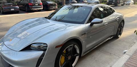 Porsche Taycan 2021