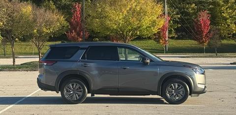 Nissan Pathfinder 2025