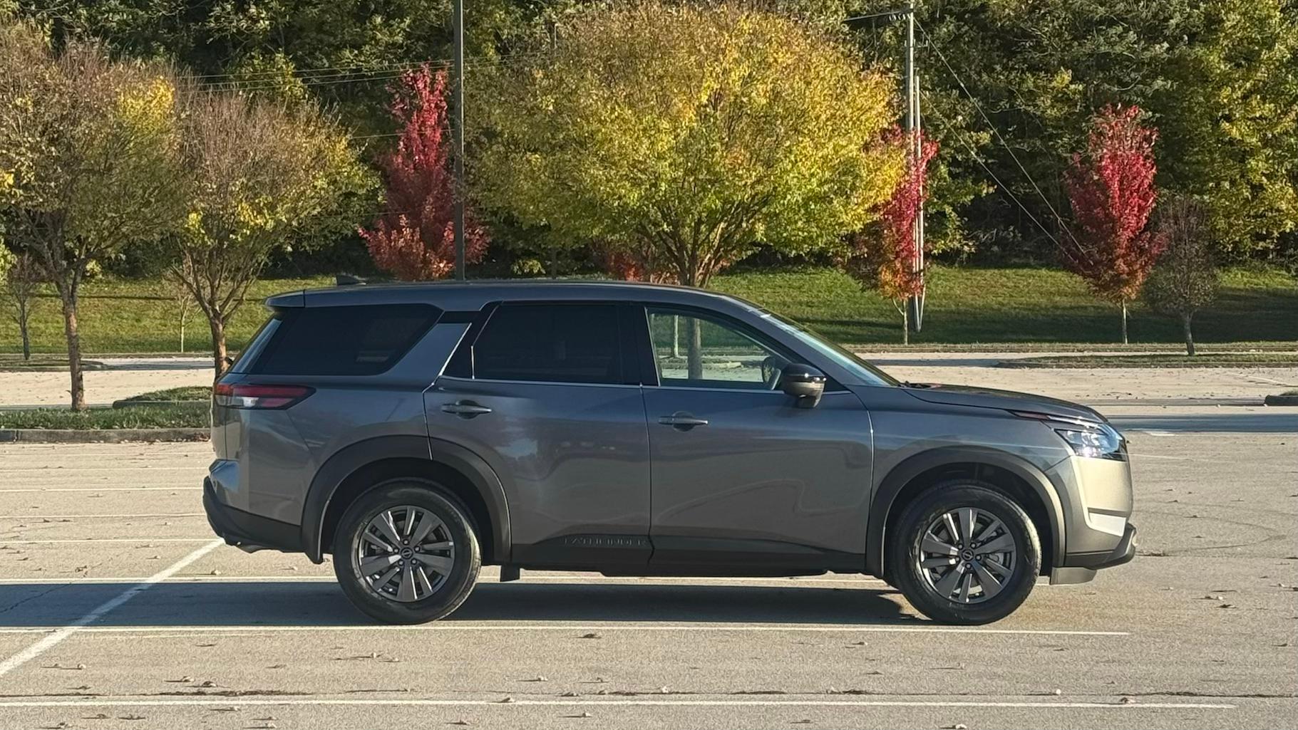 Nissan Pathfinder 2025 in Louisville, KY