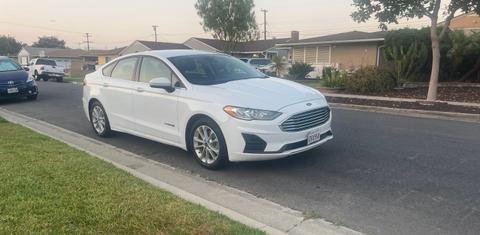 Ford Fusion Hybrid 2019
