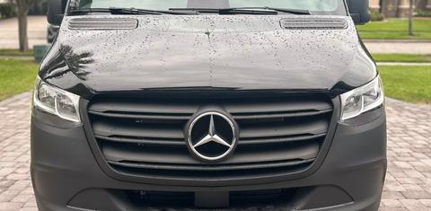 Mercedes-Benz Sprinter 2025