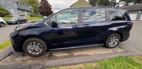 Toyota Sienna 2025
