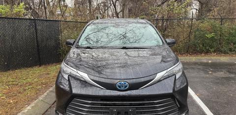 Toyota Sienna 2025
