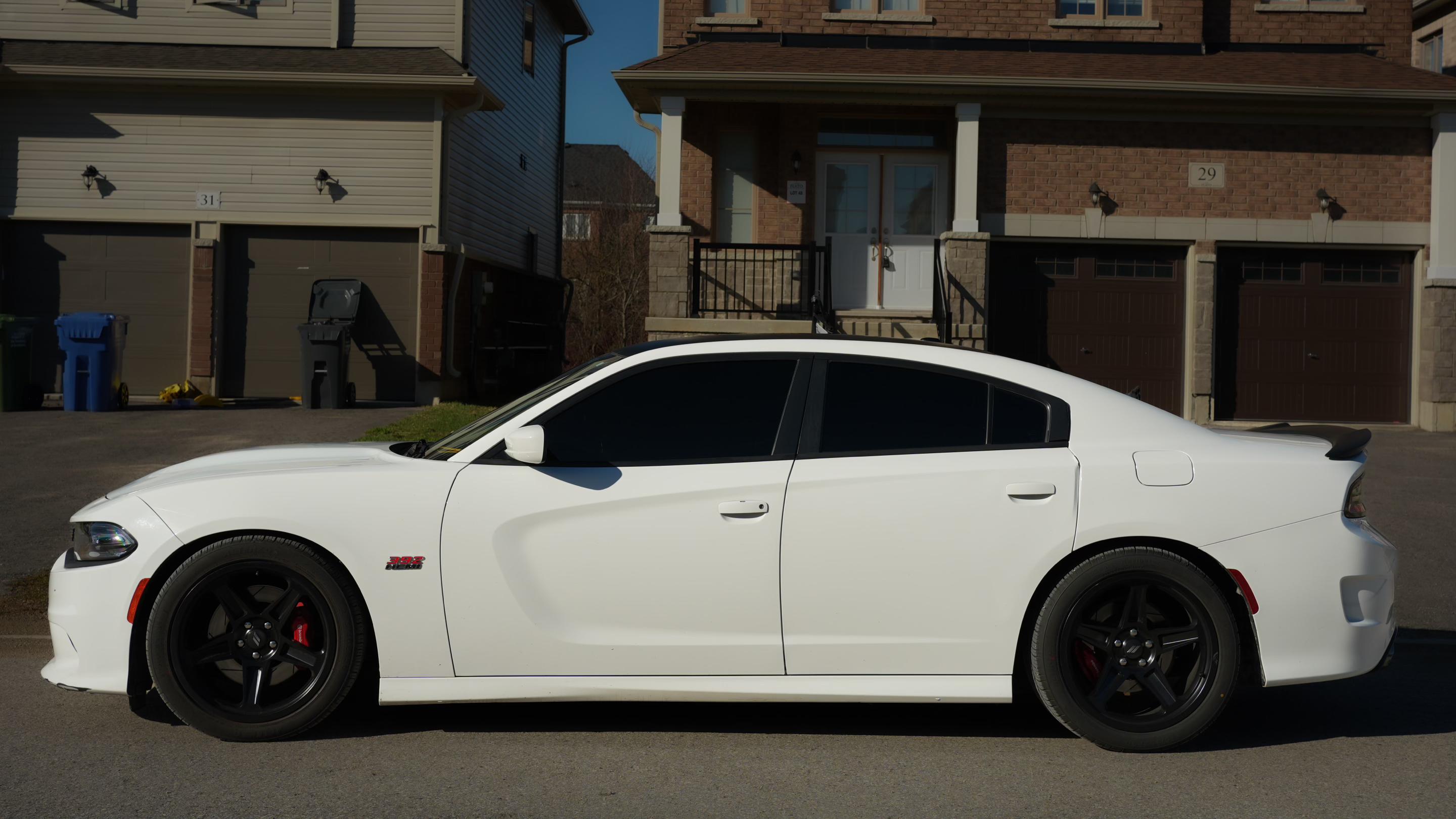 Dodge Charger 2017 à 