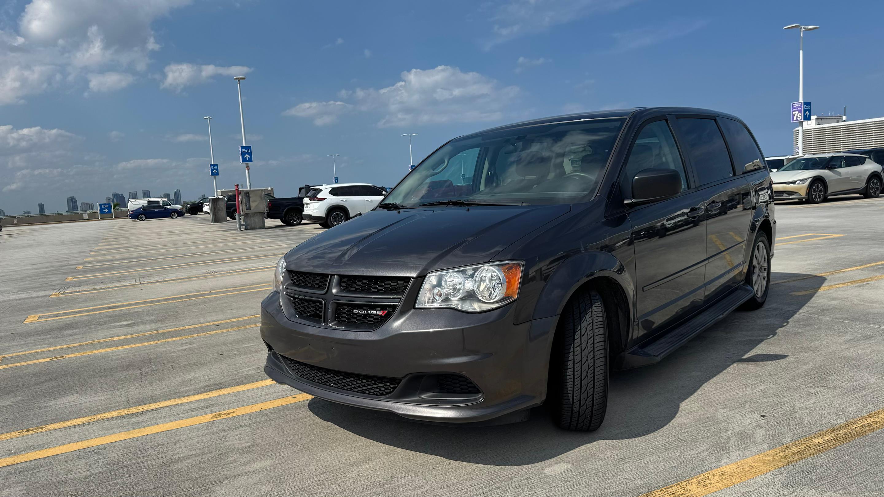 Dodge Grand Caravan 2016 in Hallandale Beach, FL