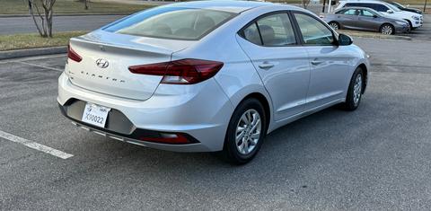 Hyundai Elantra 2019