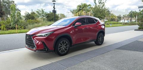 Lexus NX 2024