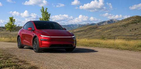 Tesla Model Y 2026