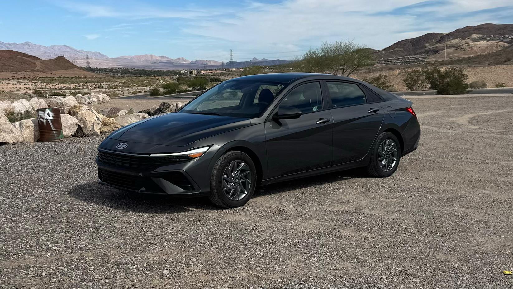 Hyundai Elantra 2024 in 