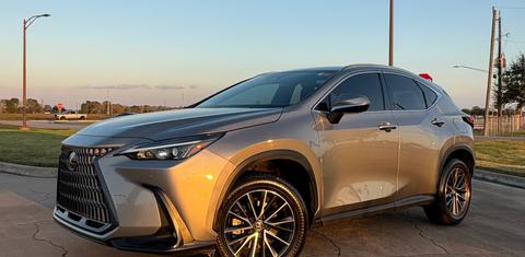 Lexus NX 2024