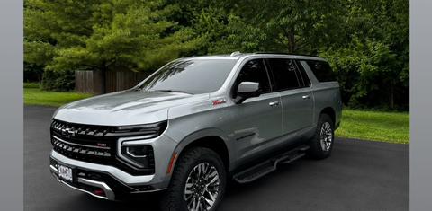 Chevrolet Suburban 2025