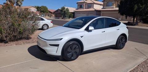 Tesla Model Y 2026