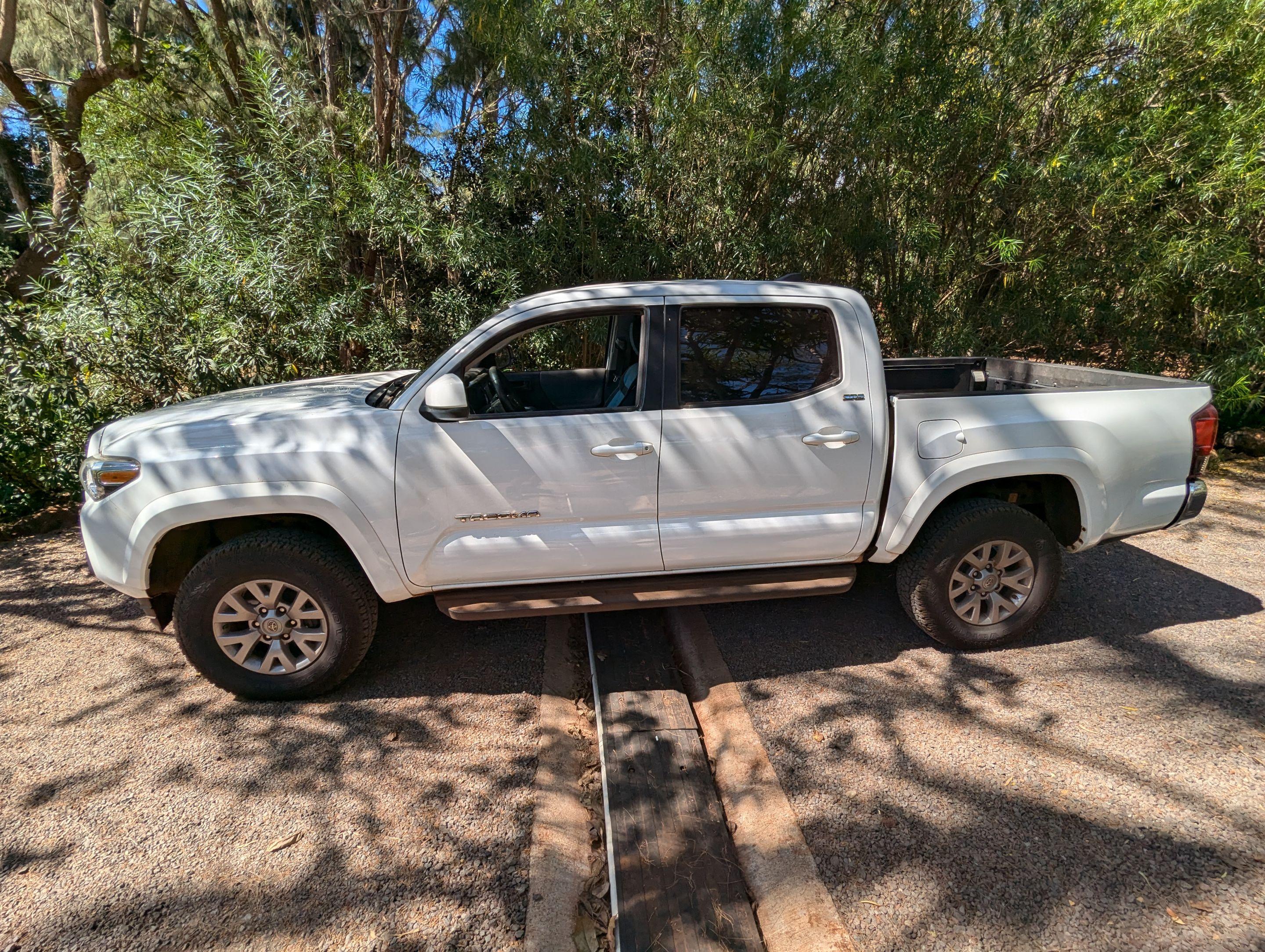 Toyota Tacoma 2018 in Ho'olehua, HI