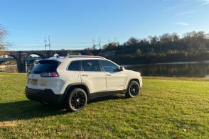 Jeep Cherokee car