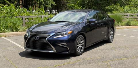 Lexus ES 2018