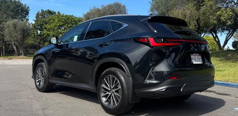 Lexus NX 2025