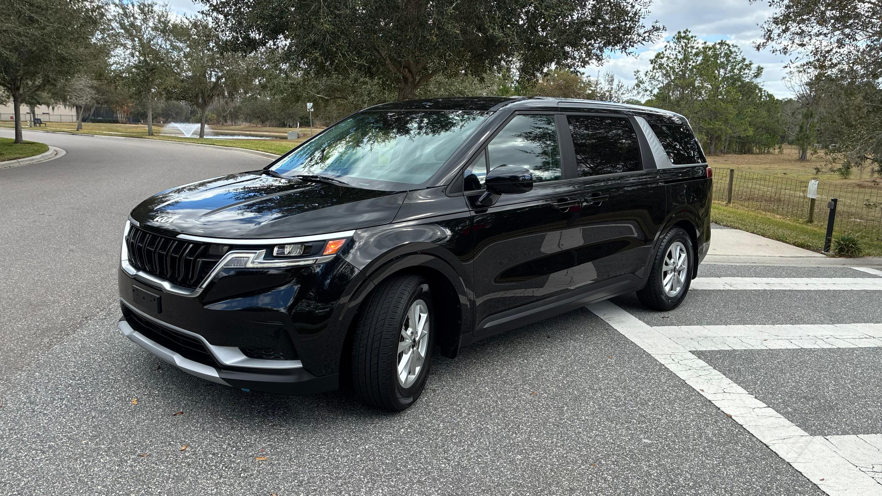 Kia Carnival 2022 in Windermere, FL