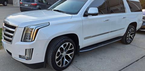 Cadillac Escalade ESV 2017