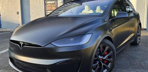 Tesla Model X 2024