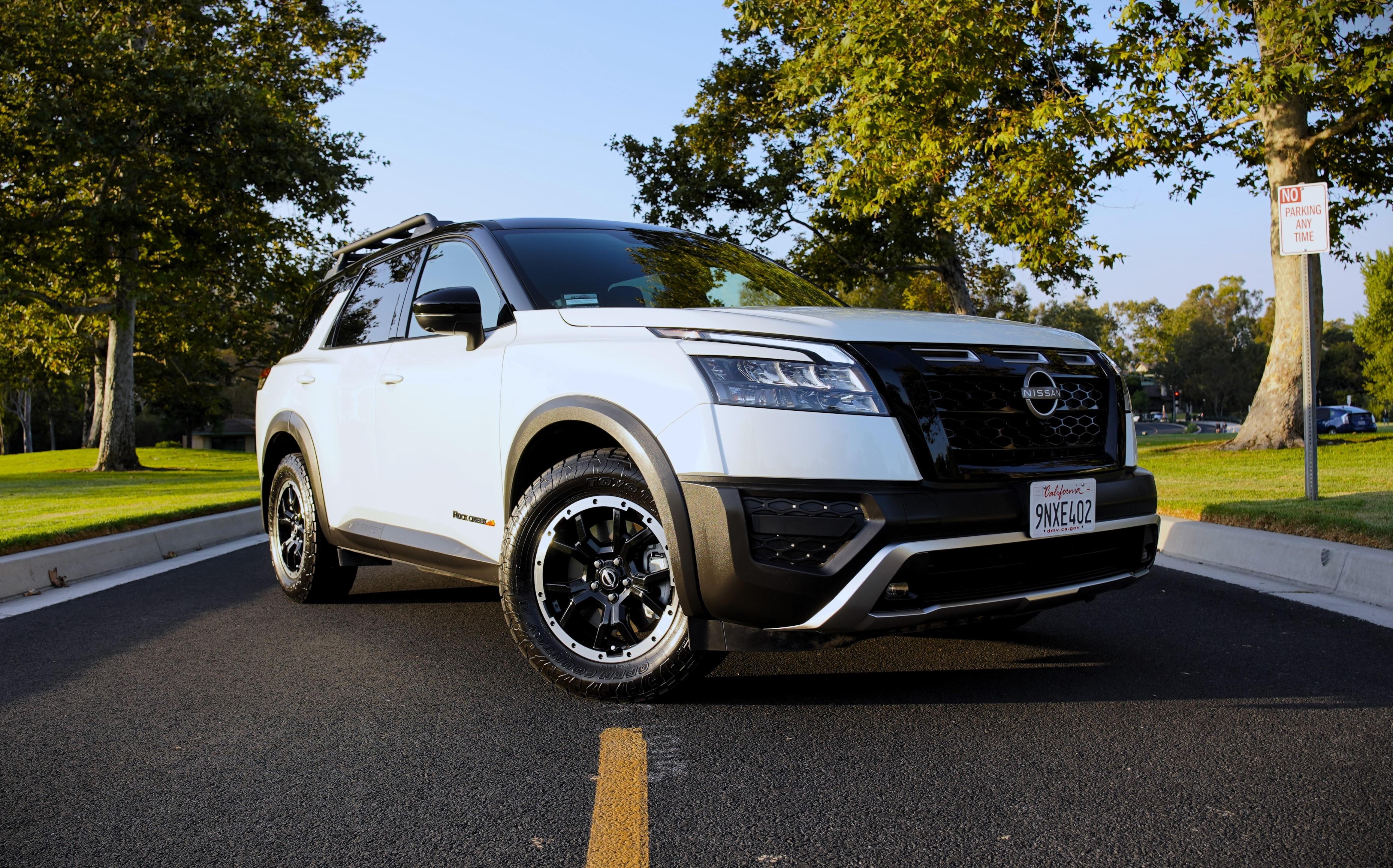 Nissan Pathfinder 2024 in Irvine, CA