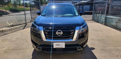 Nissan Pathfinder 2024