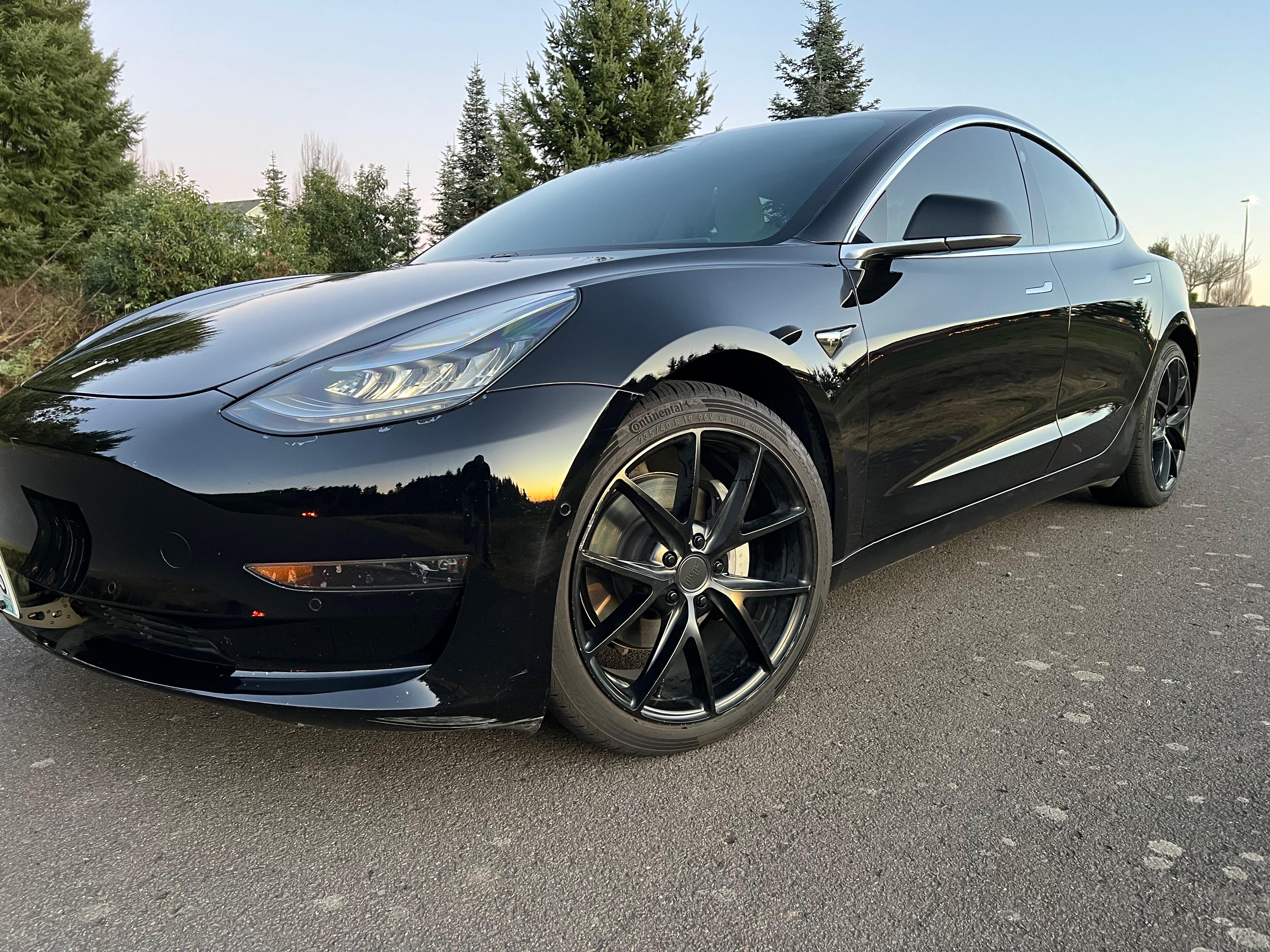 Tesla Model 3 2020 in West Linn, OR