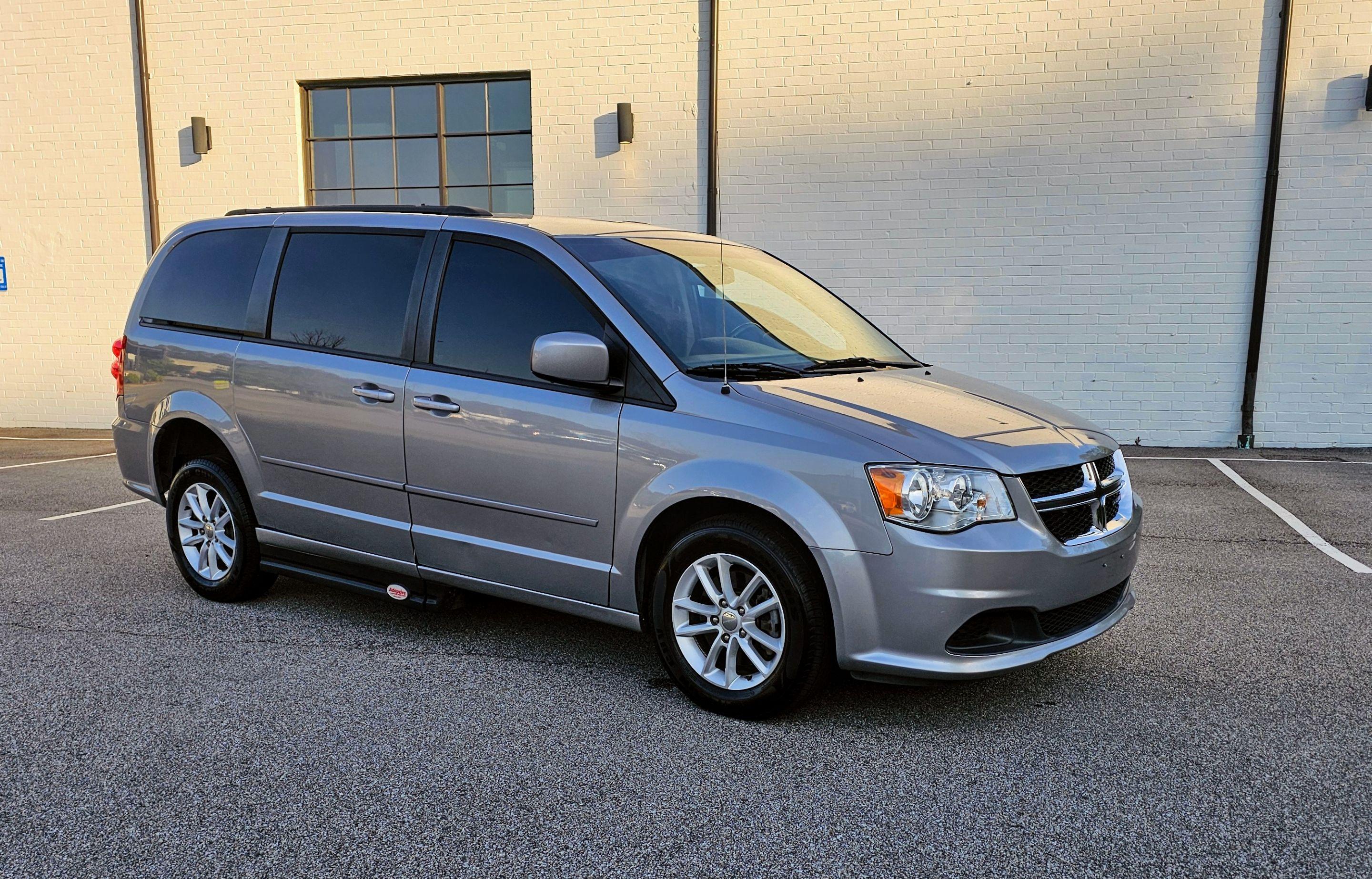 Dodge Grand Caravan 2016 in 